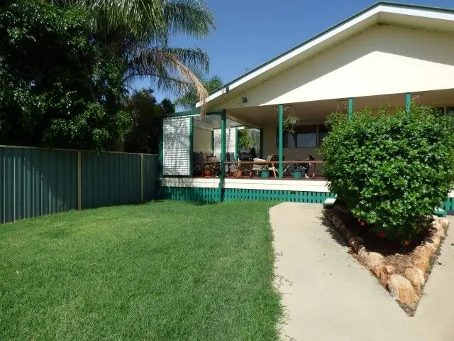 67 Currey Street, Roma QLD 4455