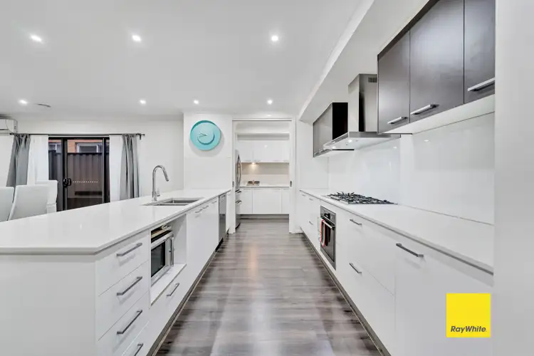 Seventh view of Homely house listing, 7 Infinity Drive, Fraser Rise VIC 3336