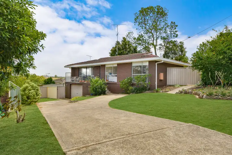 18 Bourke Place, Camden South NSW 2570