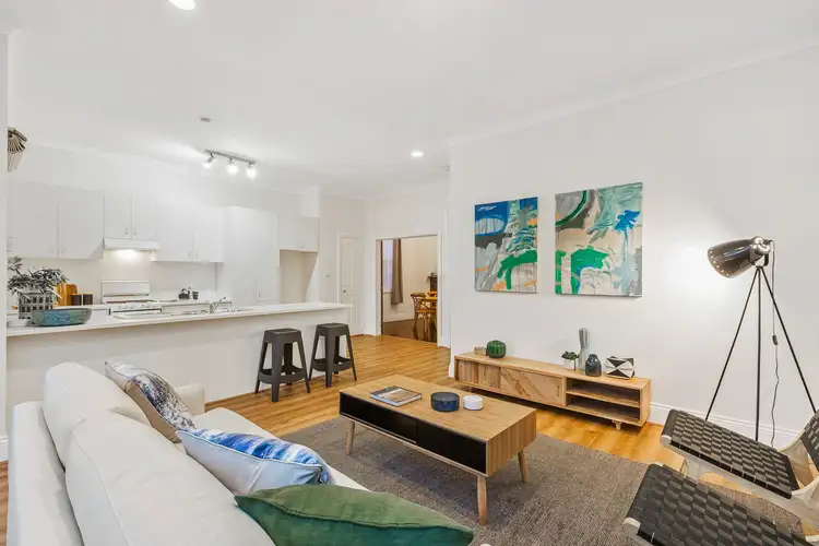55 Queensville Street, Kingsville VIC 3012