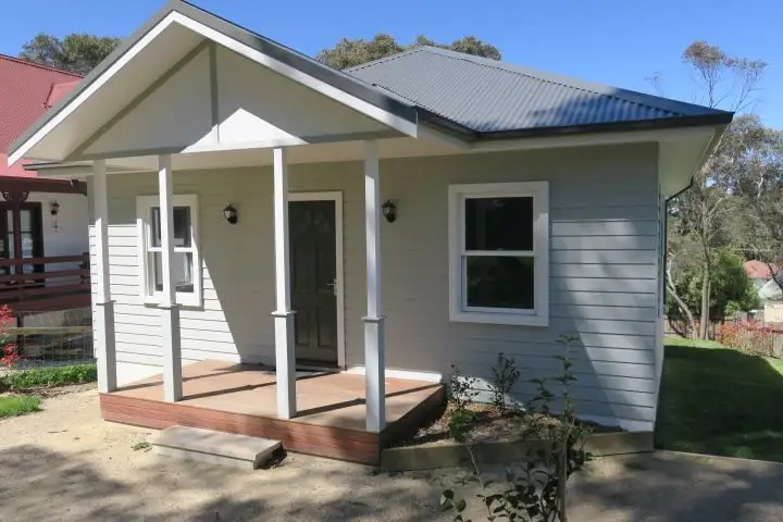 18 Ailsa Street