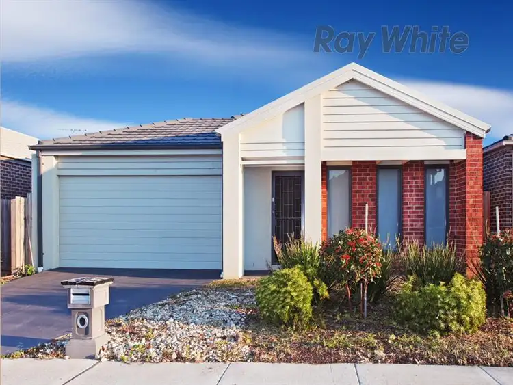 5 Glider Street, Point Cook VIC 3030
