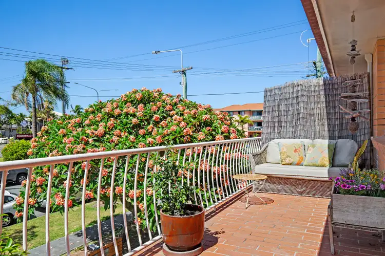 Sixth view of Homely unit listing, 4/43 Arthur Street, Mermaid Beach QLD 4218