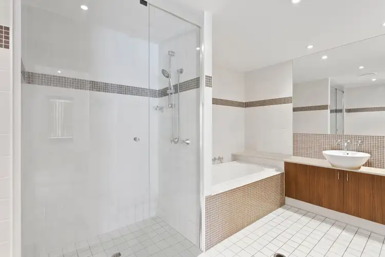 Fifth view of Homely unit listing, 10/195 Varsity Parade, Varsity Lakes QLD 4227