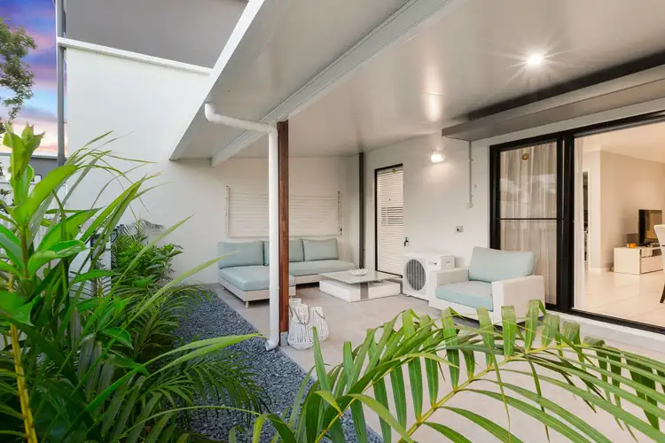 23/2 Inland Drive, Tugun QLD 4224