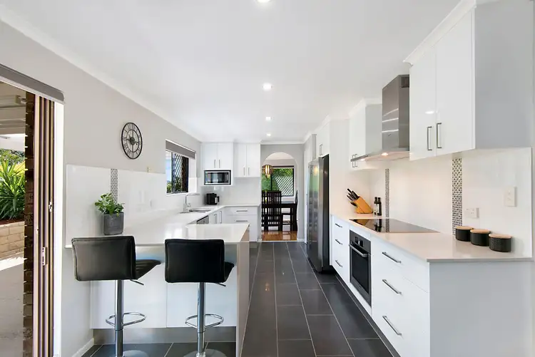 Second view of Homely house listing, 6 Brownleaf Street, Mansfield QLD 4122