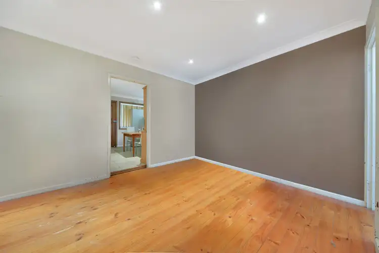 Fourth view of Homely house listing, 33 Blackwood Crescent, Macquarie Fields NSW 2564