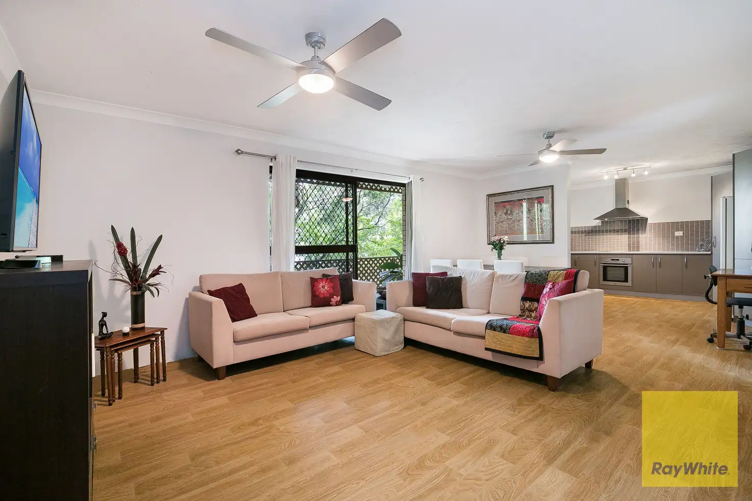 Main view of Homely unit listing, 2/10 Alpha Street, Taringa QLD 4068