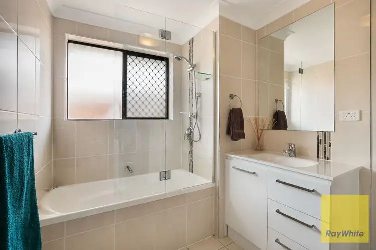 Fifth view of Homely unit listing, 2/10 Alpha Street, Taringa QLD 4068
