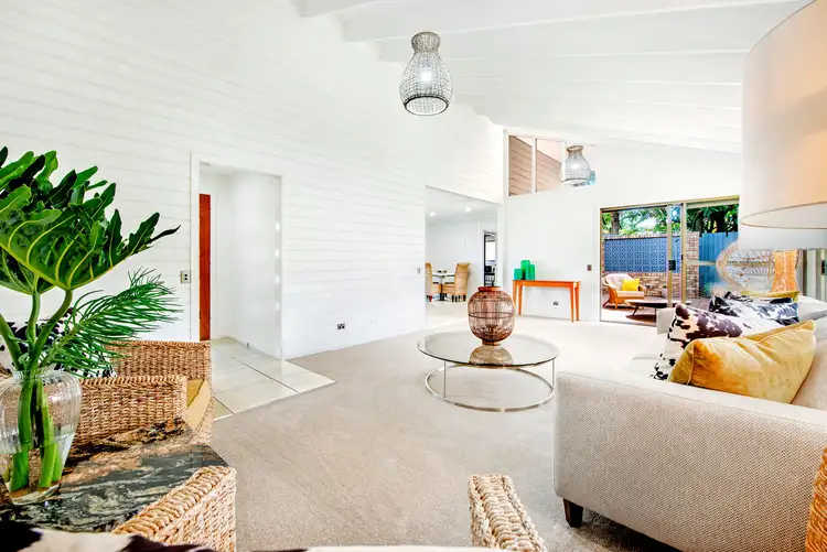 3 Lavinia Street, Southport QLD 4215