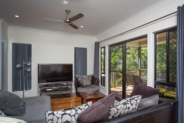 43 Eshelby Drive, Cannonvale QLD 4802