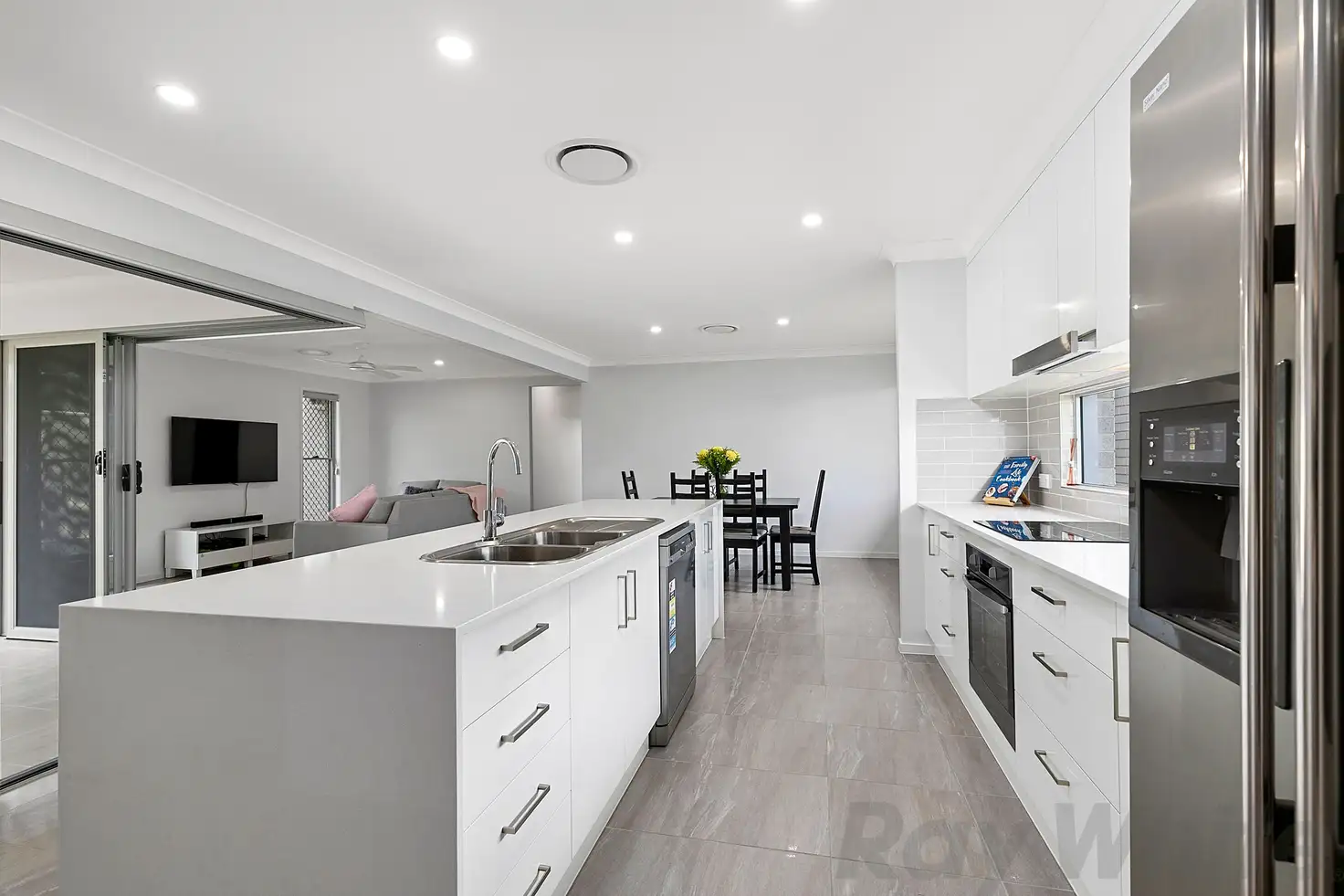 Main view of Homely house listing, 20 Tomaszweski Circuit, Alexandra Hills QLD 4161