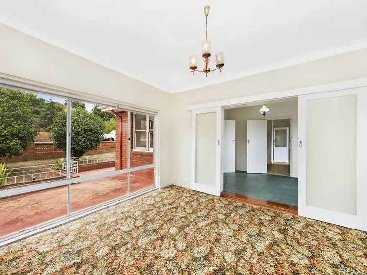 Fifth view of Homely house listing, 10 Blackall Avenue, Crestwood NSW 2620