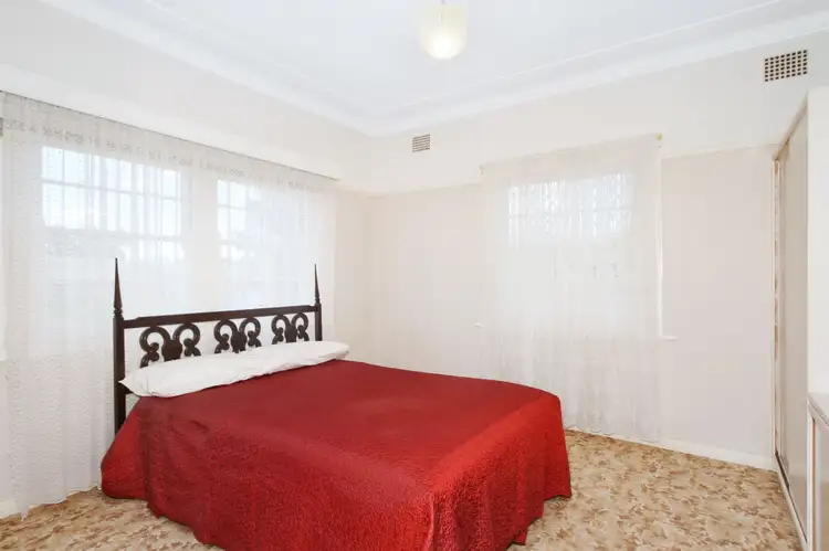 Fourth view of Homely house listing, 4 Mathews Street, Tamworth NSW 2340