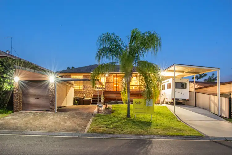22 Tregana Circuit, Edens Landing QLD 4207