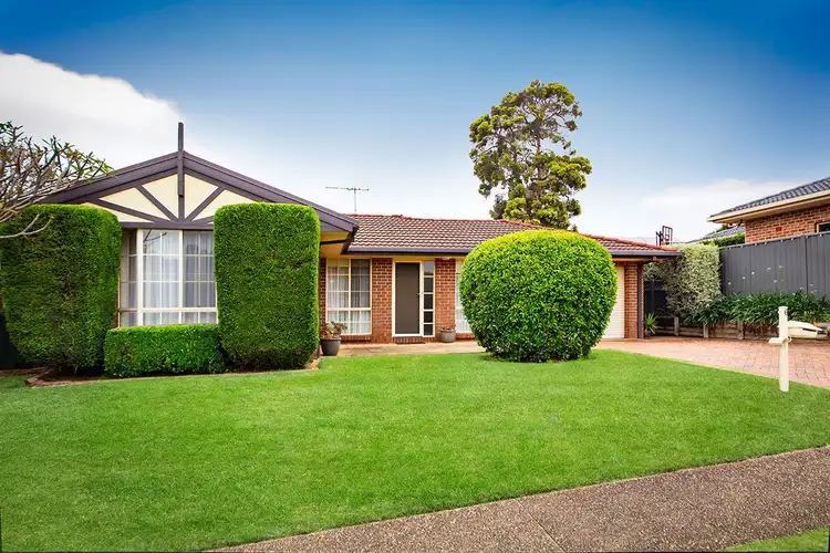 6 Rosewood Row, Menai NSW 2234