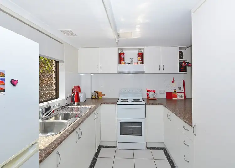 Sixth view of Homely unit listing, 8/10 Mckean Road, Scarness QLD 4655