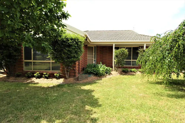 112 Albury Street, Tumbarumba NSW 2653