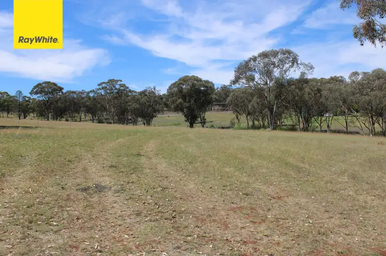 52 Bimbadeen Drive, Inverell NSW 2360