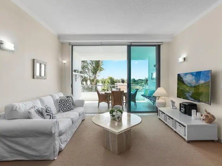31/20-28 Bayview Street, Runaway Bay QLD 4216