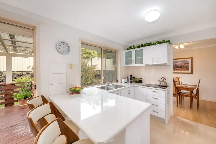 2 Langer Place, Arundel QLD 4214