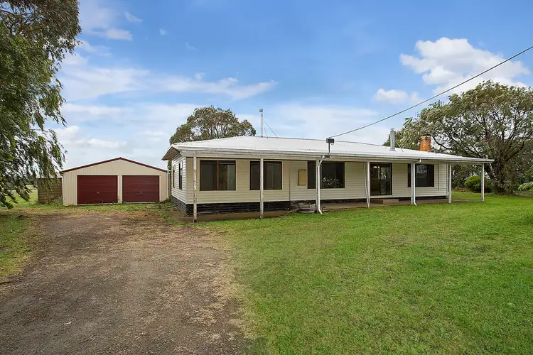 689 Princetown Road, Simpson VIC 3266