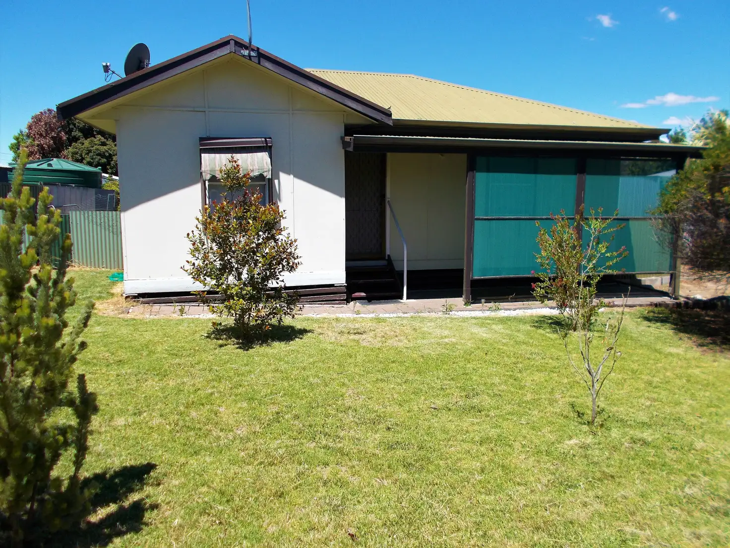 Main view of Homely house listing, 10 Fourth Street, Bordertown SA 5268
