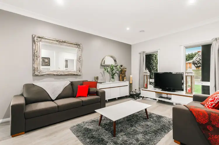 Third view of Homely house listing, 4 Hillrise Court, Pakenham VIC 3810