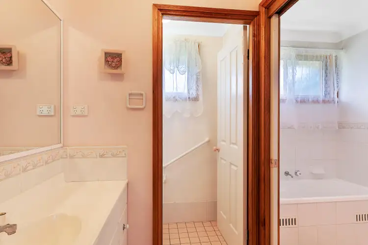 Fifth view of Homely villa listing, 2/39 Hume Boulevard, Killarney Vale NSW 2261