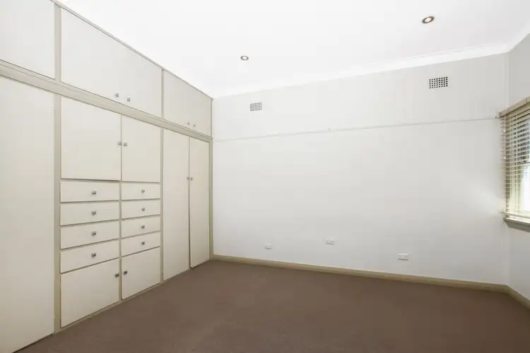 Sixth view of Homely house listing, 89 Addison Street, Goulburn NSW 2580