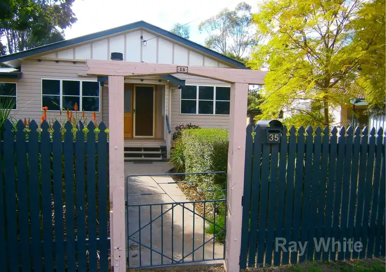 35 Alfred Street, Dalby QLD 4405