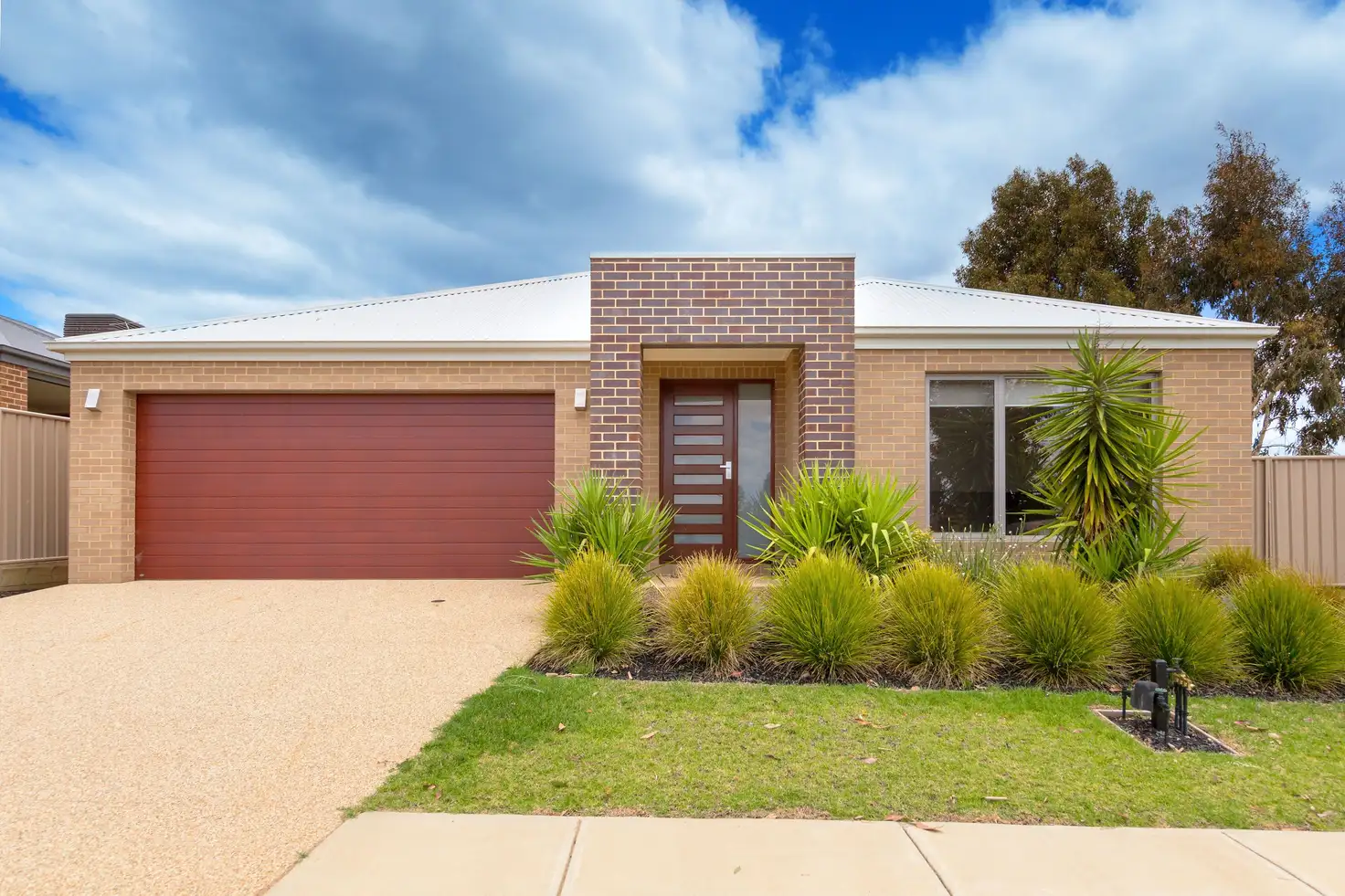 Main view of Homely townhouse listing, 2 Hereford Court, Thurgoona NSW 2640