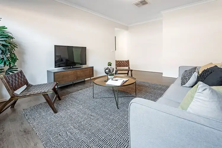 Fifth view of Homely house listing, 30 Banjolina Circuit, Craigieburn VIC 3064