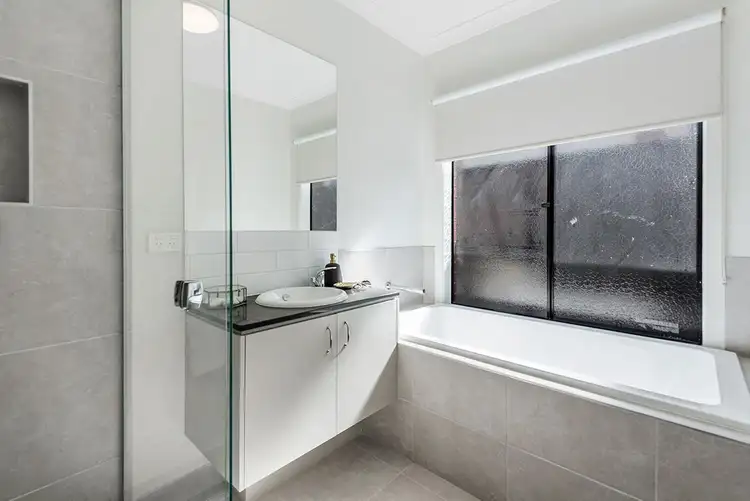 Seventh view of Homely house listing, 30 Banjolina Circuit, Craigieburn VIC 3064