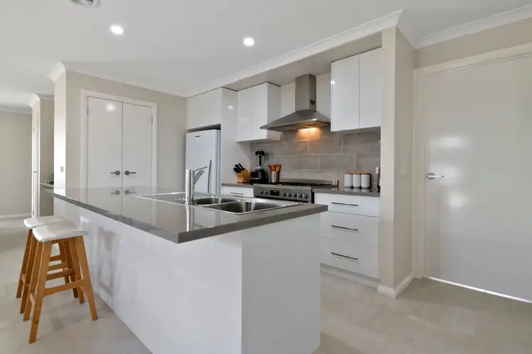 Fifth view of Homely house listing, 25 Simkin Drive, Benalla VIC 3672