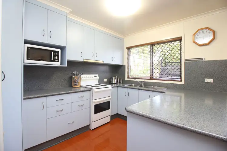 Fifth view of Homely house listing, 8 Green Grove, Emerald QLD 4720