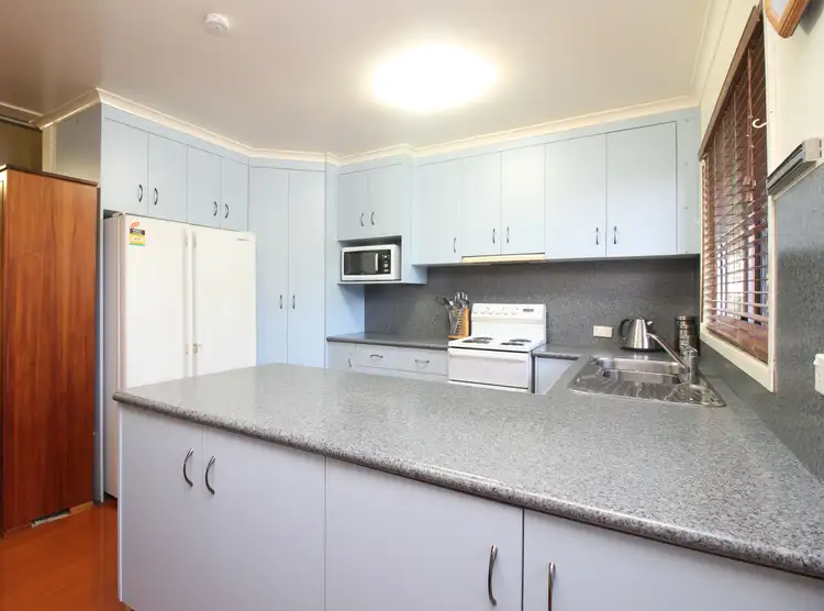 Sixth view of Homely house listing, 8 Green Grove, Emerald QLD 4720