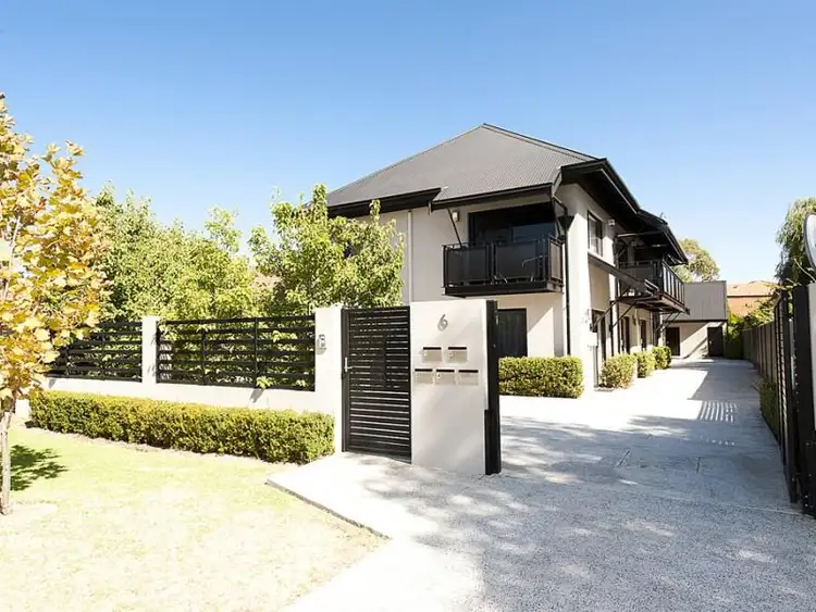 4/6 Brookside Avenue, South Perth WA 6151