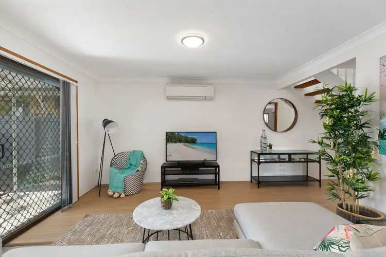 35 Venice Street, Mermaid Beach QLD 4218