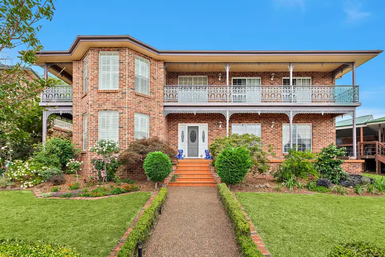19 Borrowdale Close, Albion Park NSW 2527