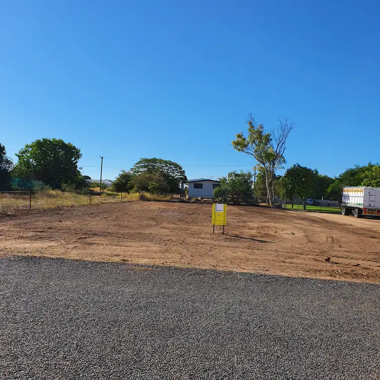 29 Hunter Street, Hughenden QLD 4821
