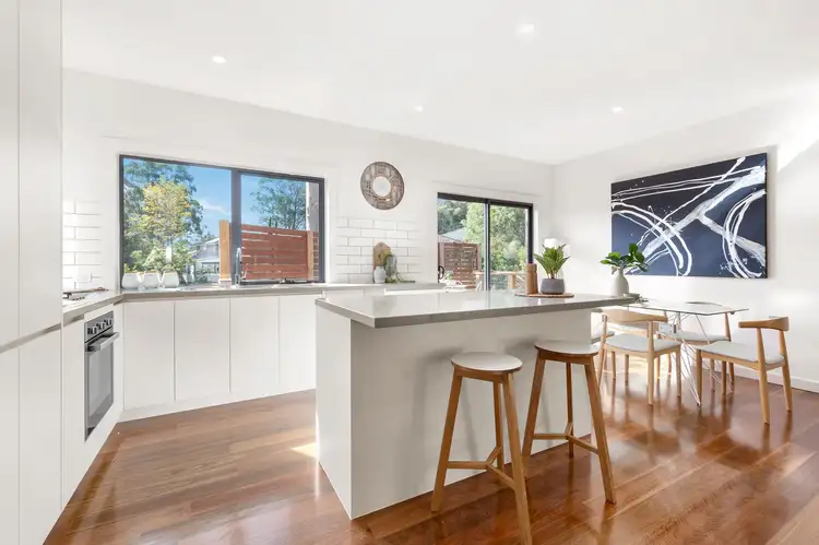 Fourth view of Homely unit listing, 2/60 Medbury Avenue, Greensborough VIC 3088