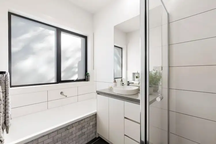 Sixth view of Homely unit listing, 2/60 Medbury Avenue, Greensborough VIC 3088
