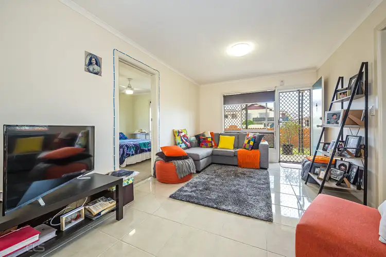 2/11 Palm Avenue, Bongaree QLD 4507