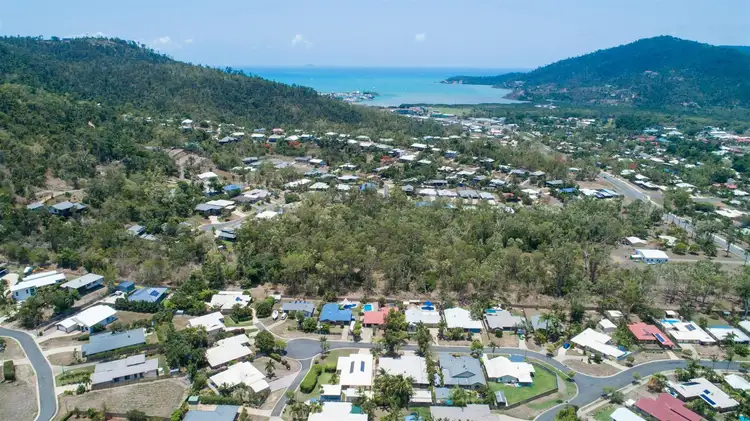 Fourth view of Homely house listing, 5 Wahoo Court, Jubilee Pocket QLD 4802