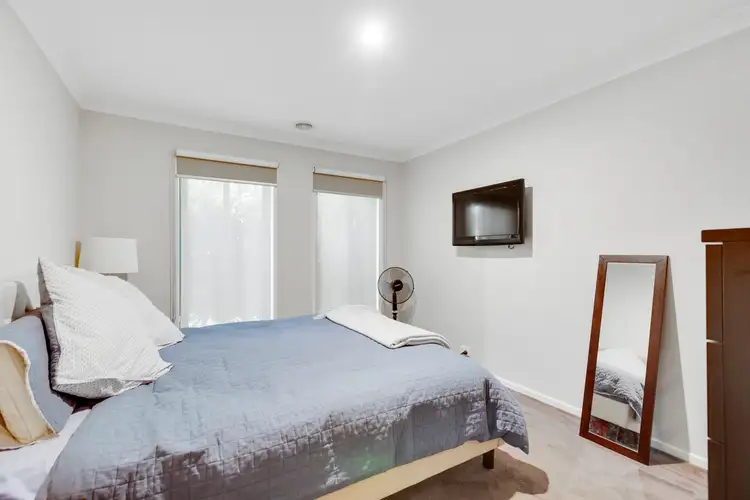 Seventh view of Homely house listing, 8 Eden Avenue, Skye VIC 3977