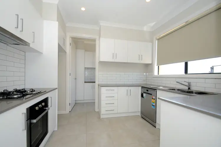 6b Eucalyptus Walk, Carrum Downs VIC 3201