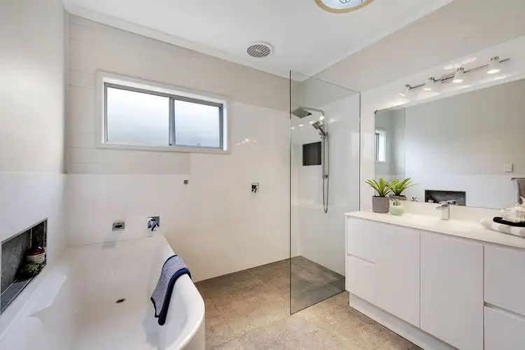 Fifth view of Homely house listing, 17 Kilkenny Parade, Berkeley Vale NSW 2261
