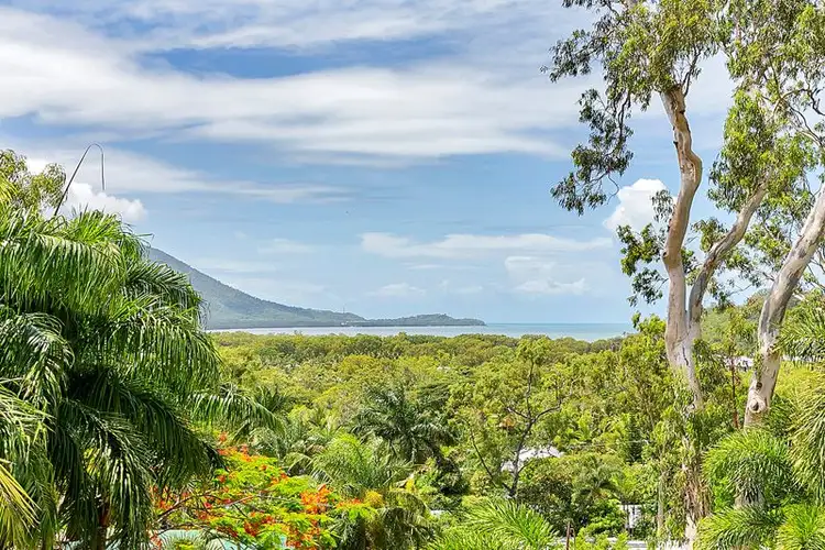 5 Moresby Street, Trinity Beach QLD 4879