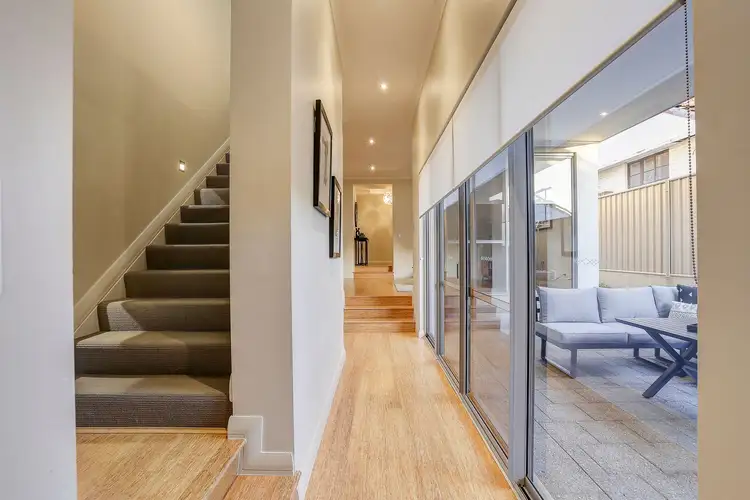 203b Duke Street, Scarborough WA 6019